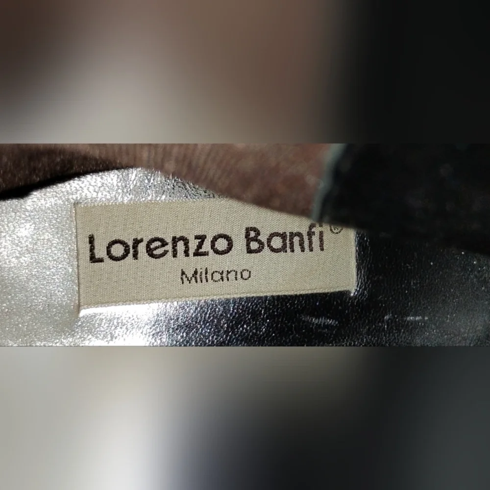 LORENZO BANFI CHELSEA BOOTS